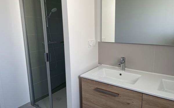 Maison à vendre    4 pièces •  La Crèche