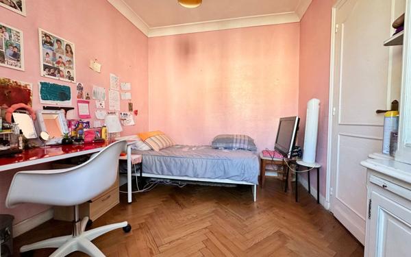 Maison à vendre    3 pièces • 75 m2 Le Bouscat