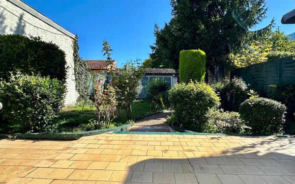 Maison à vendre    3 pièces • 75 m2 Le Bouscat