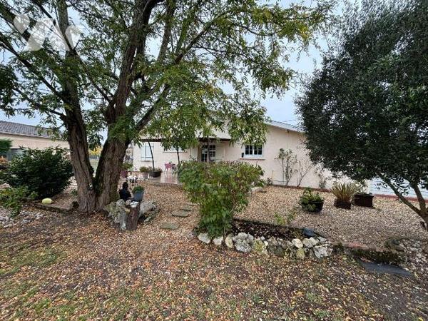 A VENDRE, Gironde, proche Bordeaux, LE PIAN MEDOC secteur Feydieu, sur un terrain de 1064 m², m...