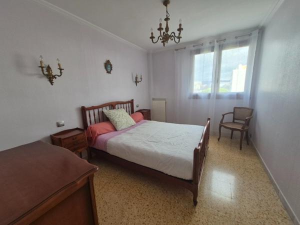 Appartement à vendre 3 pièces MARSEILLE 10EME ARRONDISSEMENT (13). 196 000 €