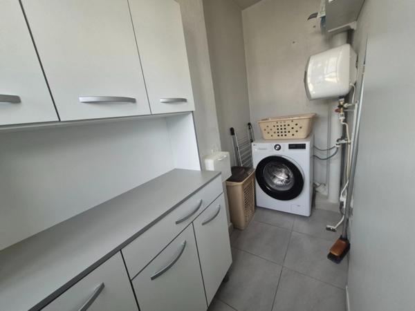 Appartement à vendre 3 pièces MARSEILLE 10EME ARRONDISSEMENT (13). 196 000 €