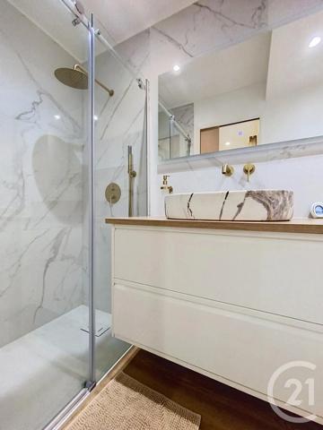 Appartement T2 à vendre  2 pièces - 33 m 2   CHARTRES  - 28