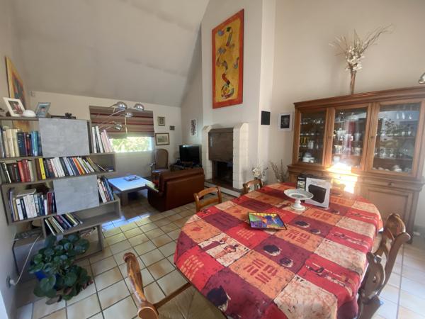 Maison 9 pièce(s) 6 chambre(s) 232.12 m²