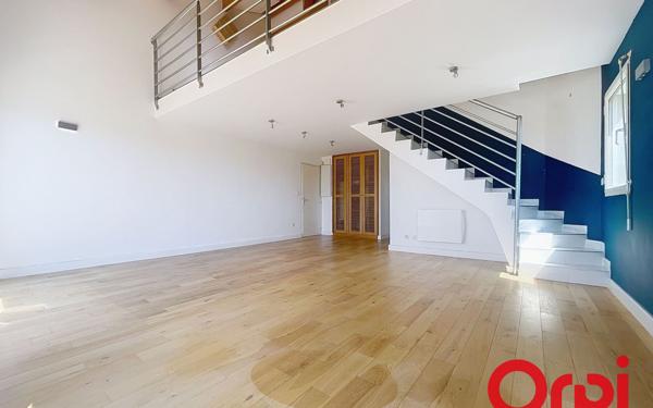 Appartement à vendre    3 pièces • 88,90 m2 Marseille 12