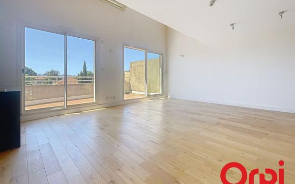 Appartement à vendre    3 pièces • 88,90 m2 Marseille 12