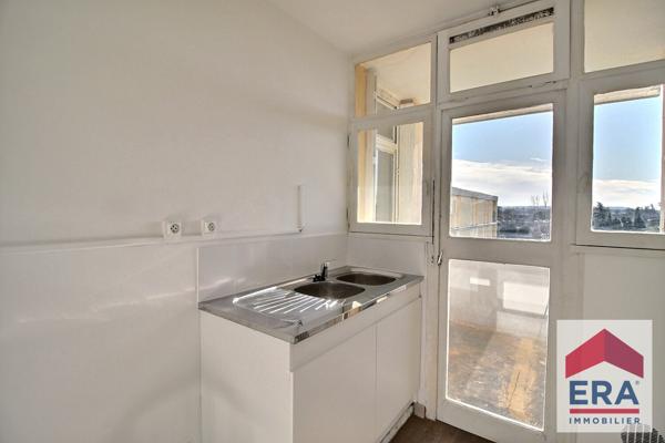 Appartement Orange 5 pièce(s) 77 m2