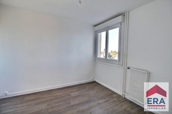 Appartement Orange 5 pièce(s) 77 m2