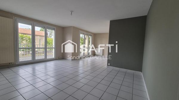 Beau T5 lumineux avec garage