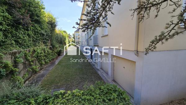 Beau T5 lumineux avec garage