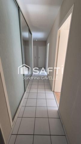 Beau T5 lumineux avec garage