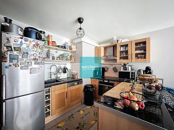 Bel appartement 3 Pièces Exposé Sud - Résidence de Standing. Balcon et place de parking en sous-sol. Quartier Jean Monnet.