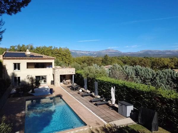 Maison moderne 4 pièces à Montauroux