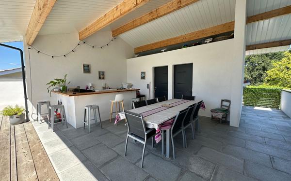 Maison à vendre    5 pièces •  Saint-Martin-de-Hinx