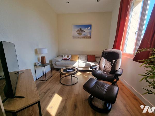 Maison restaurée centre ville de PONTORSON