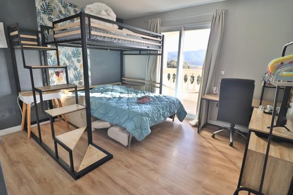 Propriété exceptionnel à Pignans: 378m2 sur terrain 2015 m2