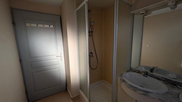 Appartement 4 pièces à louer Rochefort - 17300 / Réf: 1477
