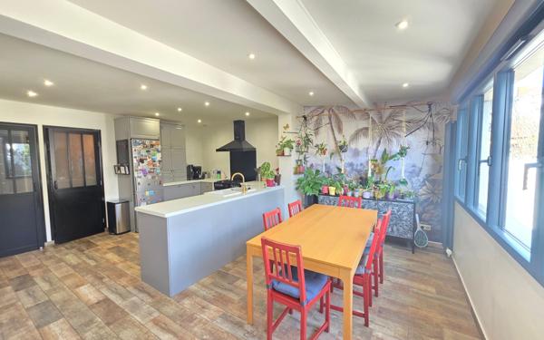 Maison à vendre    6 pièces • 105 m2 Houilles