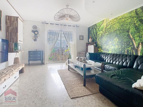 A vendre Type 4 Marseille 13014 Le Canet Dernier étage  Terrasse avec vue mer  Cave