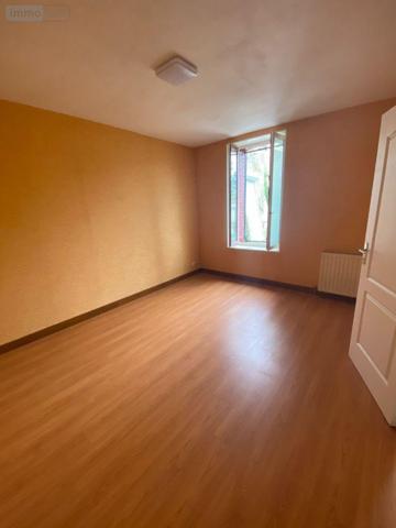 Maison de ville à vendre à Mauriac dans le Cantal (15200), ref : 15060/1172