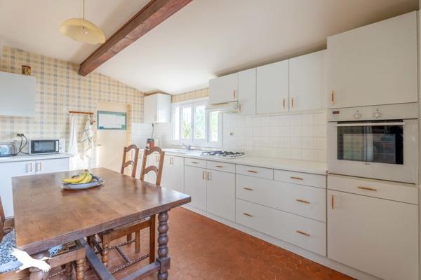 Maison à vendre 179 655 € Saint-Aigulin 4 p 105 m² DPE F