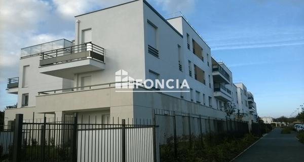 Location Studio 37.01 m² - ÉLancourt 78990
