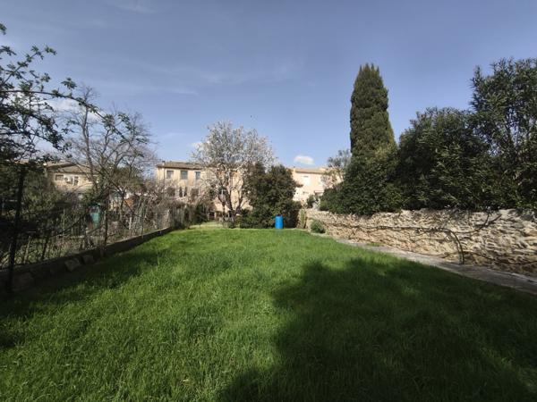 Gigean (34770) Maison Vigneronne R+2 de 230m2 avec garage de 120m2 et jardin de 400m2