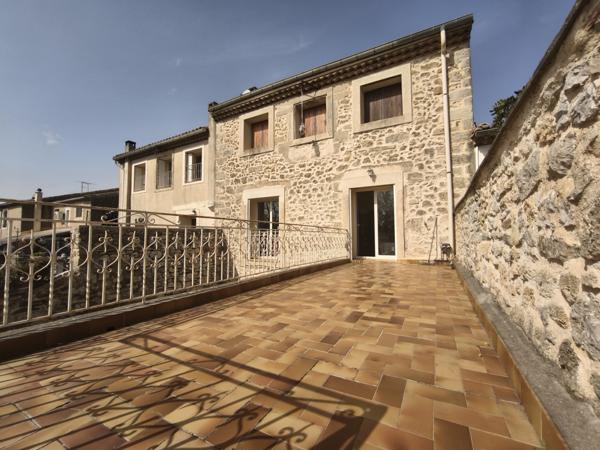 Gigean (34770) Maison Vigneronne R+2 de 230m2 avec garage de 120m2 et jardin de 400m2
