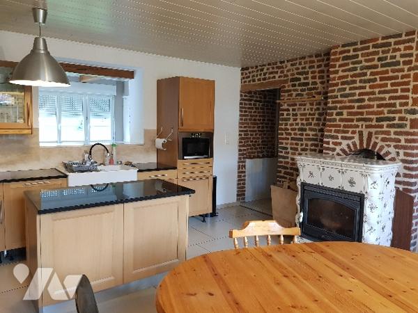 BULLY-LES-MINES - Corps de ferme entièrement rénové avec nombreuses dépendances !