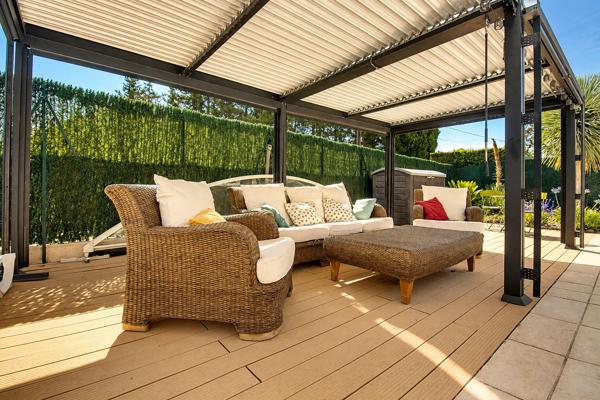EXCLUSIVITÉ A VENDRE Maison Vidauban 4 pièces 130 m2 - Garage- piscine- Studio indépendant 29m2