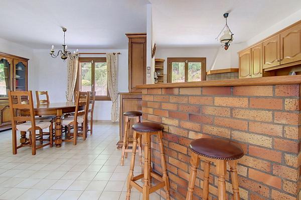 EXCLUSIVITÉ A VENDRE Maison Vidauban 4 pièces 130 m2 - Garage- piscine- Studio indépendant 29m2