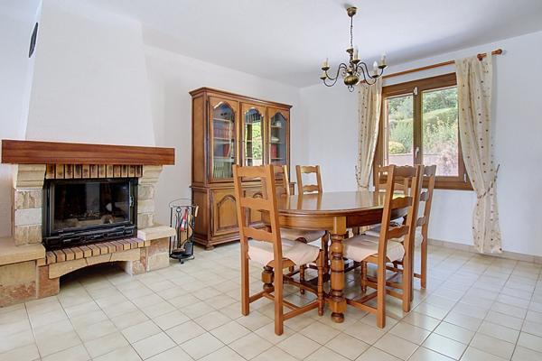 EXCLUSIVITÉ A VENDRE Maison Vidauban 4 pièces 130 m2 - Garage- piscine- Studio indépendant 29m2