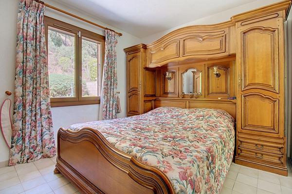 EXCLUSIVITÉ A VENDRE Maison Vidauban 4 pièces 130 m2 - Garage- piscine- Studio indépendant 29m2