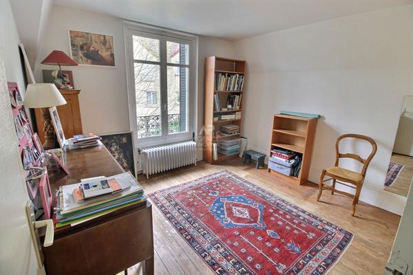 Maison Verneuil Sur Seine 5 pièce(s) 110 m2 499 000 € **  - Référence  1159