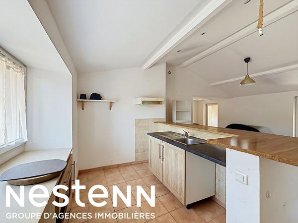 Immeuble de rapport  3 appartements T3 avec cour privative Centre de Caumont-sur-Durance
