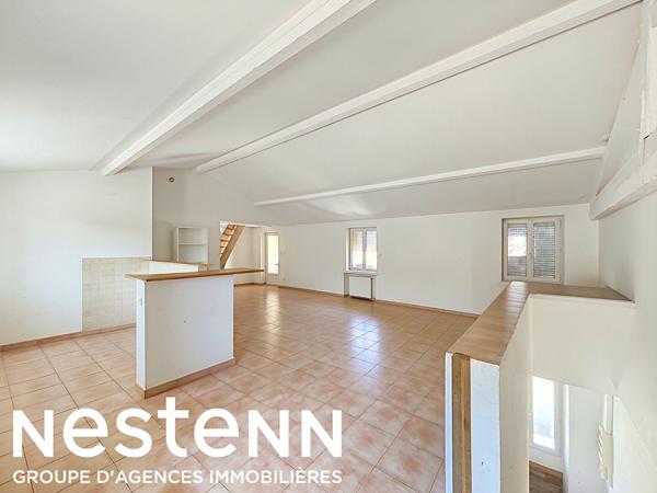 Immeuble de rapport  3 appartements T3 avec cour privative Centre de Caumont-sur-Durance