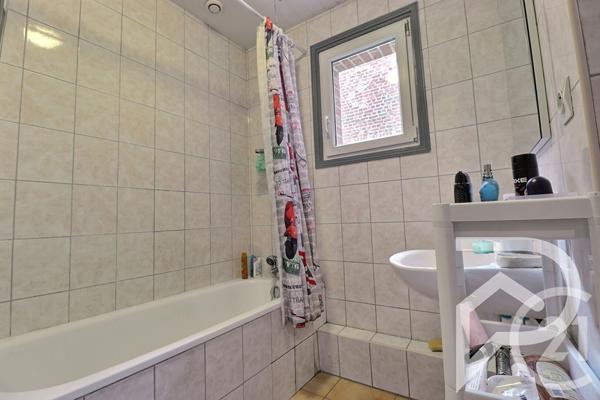 Appartement F2 à vendre  2 pièces - 70 m2 ARMENTIERES - 59