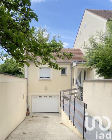 Immeuble à vendre 150 m² Orsay