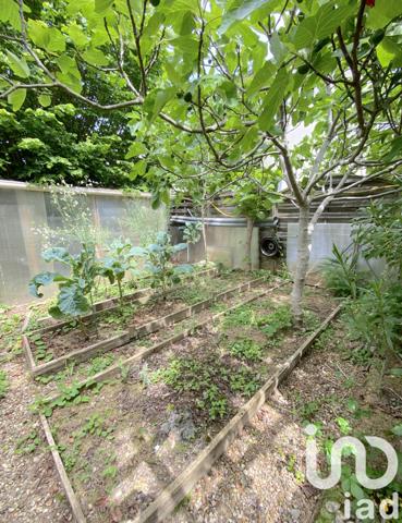 Immeuble à vendre 150 m² Orsay