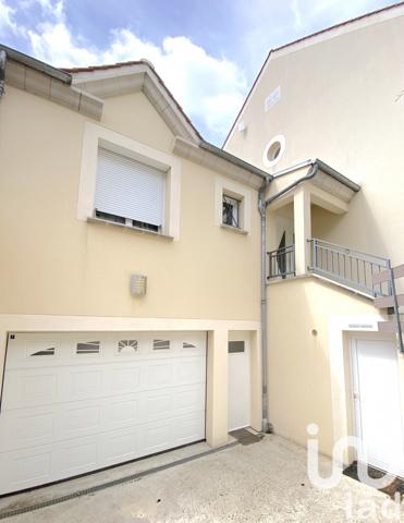 Immeuble à vendre 150 m² Orsay