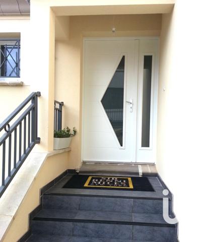 Immeuble à vendre 150 m² Orsay