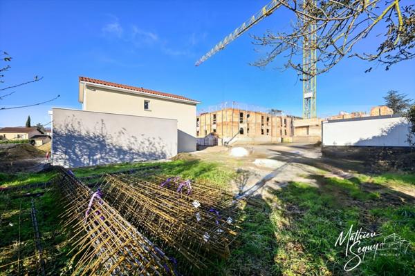 Terrain borné et viabilisé de 459m² à vendre BRINDAS (69)