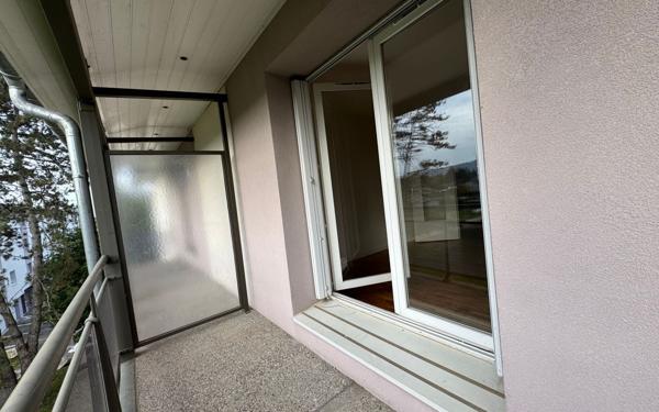 Appartement à louer    2 pièces • 56,16 m2 Saint-Étienne-de-Saint-Geoirs