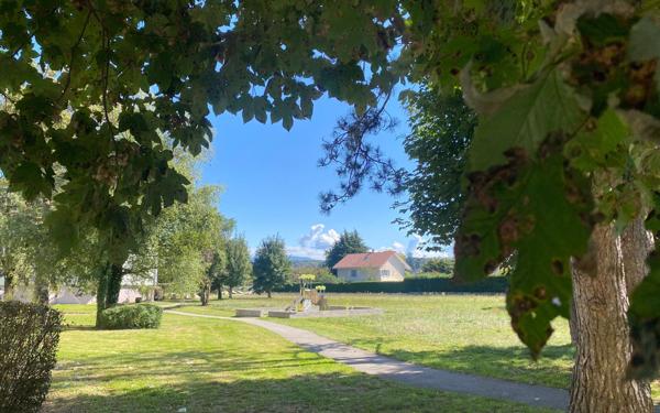 Appartement à louer    2 pièces • 56,16 m2 Saint-Étienne-de-Saint-Geoirs