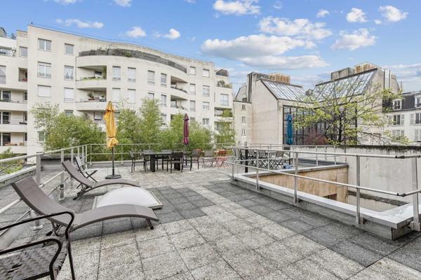 Bureaux à louer à Levallois-Perret avec terrasse privative et standing