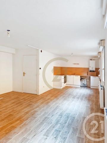 Appartement T2 à vendre  2 pièces - 40,20 m 2   BELFORT  - 90