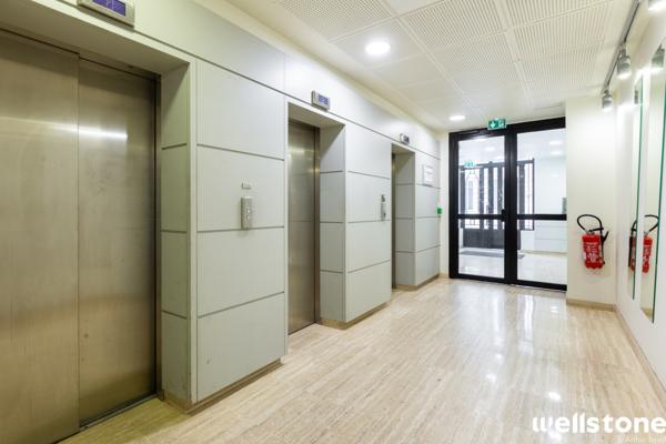 Bureaux à louer à PARIS 75008