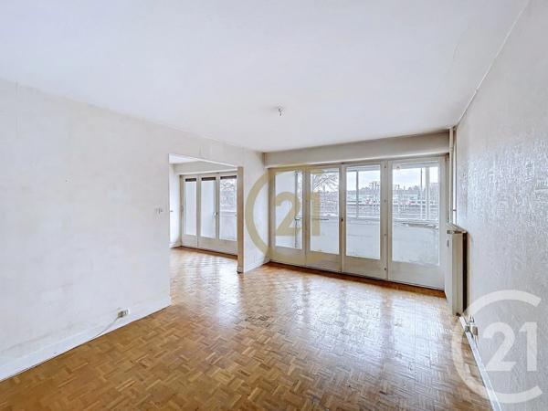 Appartement F5 à vendre  5 pièces - 106,33 m 2   BELFORT  - 90