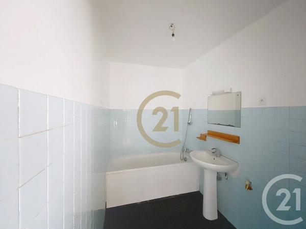 Appartement F5 à vendre  5 pièces - 106,33 m 2   BELFORT  - 90