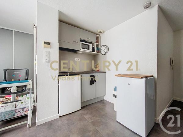 Appartement F2 à vendre  2 pièces - 36,90 m2 ST JEAN DE VEDAS - 34